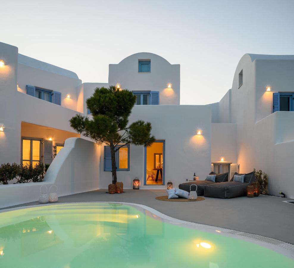 Este Luxury Suites Fira  Dış mekan fotoğraf