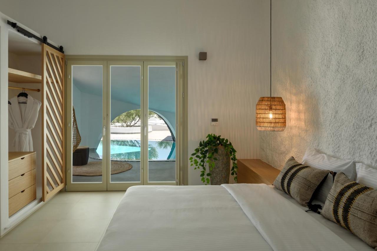 Este Luxury Suites Fira  Dış mekan fotoğraf