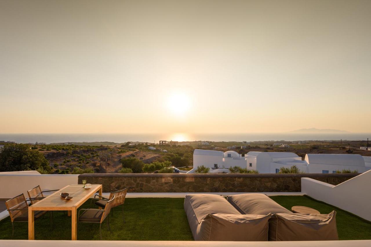 Este Luxury Suites Fira  Dış mekan fotoğraf