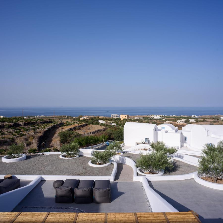Este Luxury Suites Fira  Dış mekan fotoğraf